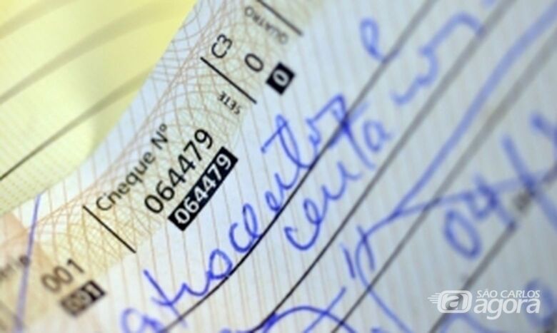 Cheque - Crédito: © EBC