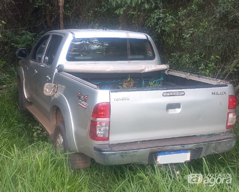 Hilux levada em assalto é localizada no Jardim Tangará -