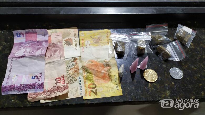 A droga que estava em poder do acusado - Crédito: Maycon Maximino