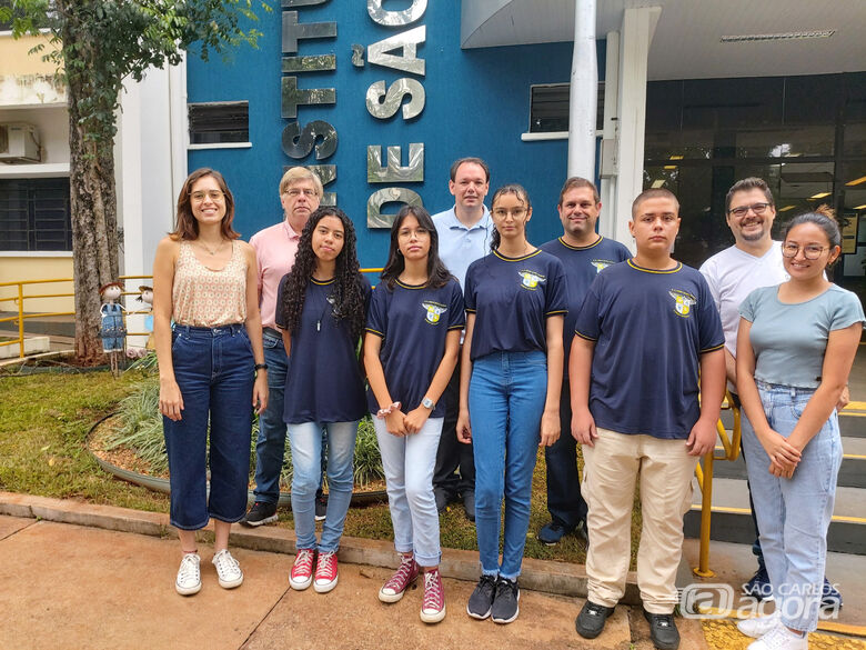 Estudantes irão receber uma bolsa do CNPq para que desenvolvam projetos científicos - Crédito: Divulgação