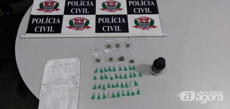 Mulher é detida pela DISE por tráfico de drogas no Jardim Gonzaga -