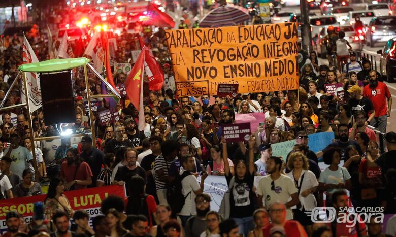 Professores e alunos fazem manifestação em SP contra novo ensino médio - Crédito: © Fernando Frazão/Agência Brasil