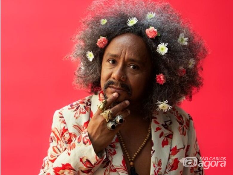 Em 1996, o artista nascido na Paraíba, compôs a canção “Mama África”, em homenagem à mulher negra - Crédito: Ana Lefaux