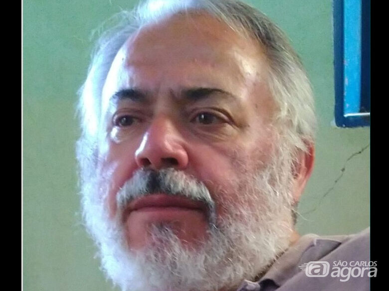 Nota de falecimento de Ademir Antônio Simões -
