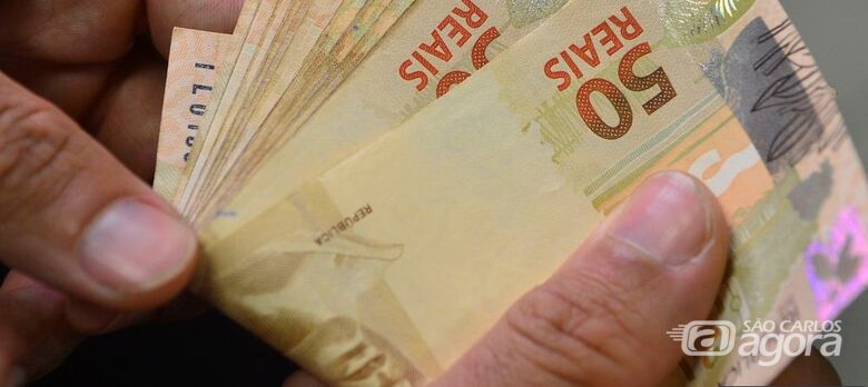 Juro do consignado a aposentados é reduzido para 1,7% ao mês - Crédito: Marcello Casal Jr
