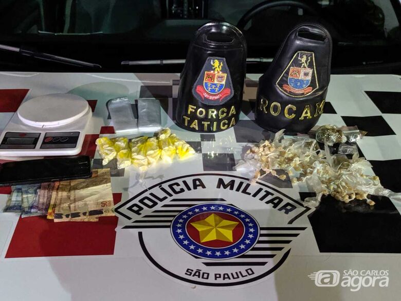 A droga apreendida durante a operação policial - Crédito: Maycon Maximino