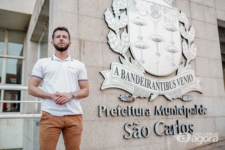Vereador Elton Carvalho pede agilidade na realização de concursos públicos para cargos vagos na Prefeitura - Crédito: Divulgação