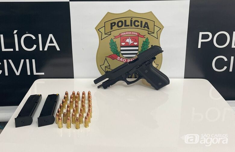 A arma apreendida pelos policiais da DDM - Crédito: Divulgação