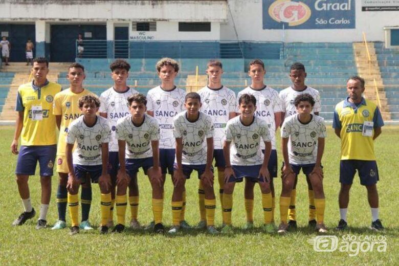 Equipe são-carlense busca a primeira vitória na competição - Crédito: Izaque Lourival