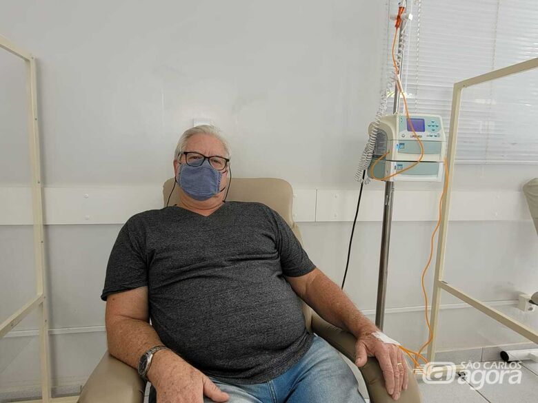Antônio Roberto Petrucelli, de 62 anos, luta contra um câncer de intestino - Crédito: divulgação/Santa Casa