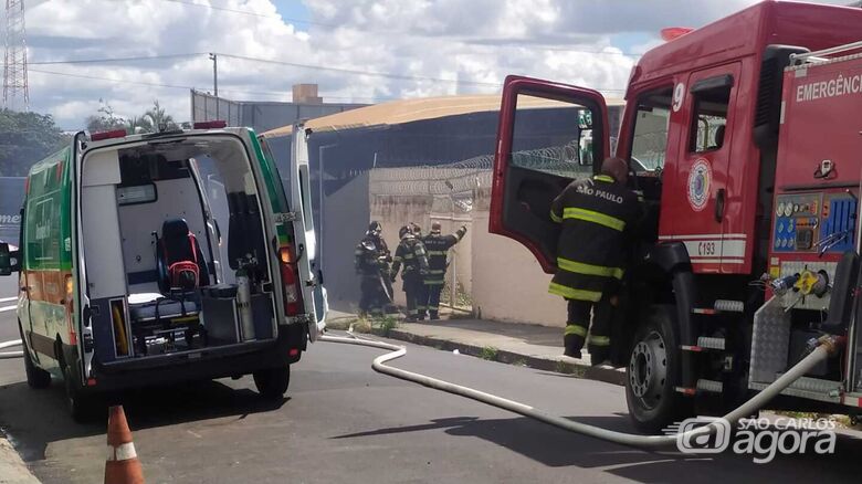 Corpo de Bombeiros debelou as chamas: ninguém ficou ferido - Crédito: Maycon Maximino