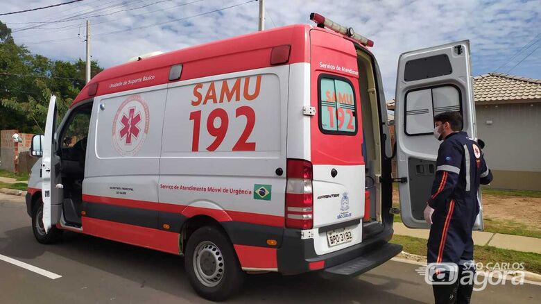 Ambulância do Samu no local da ocorrência - Crédito: Maycon Maximino