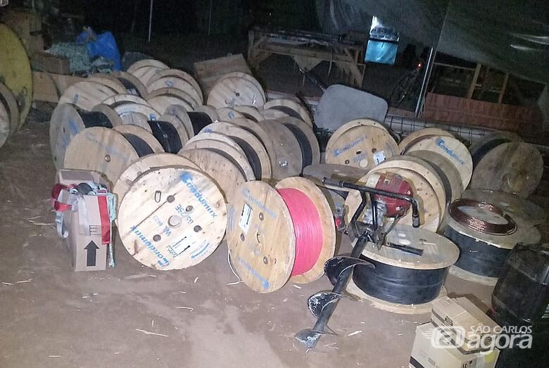 Material que deveria ser levado pelos criminosos durante o assalto - 