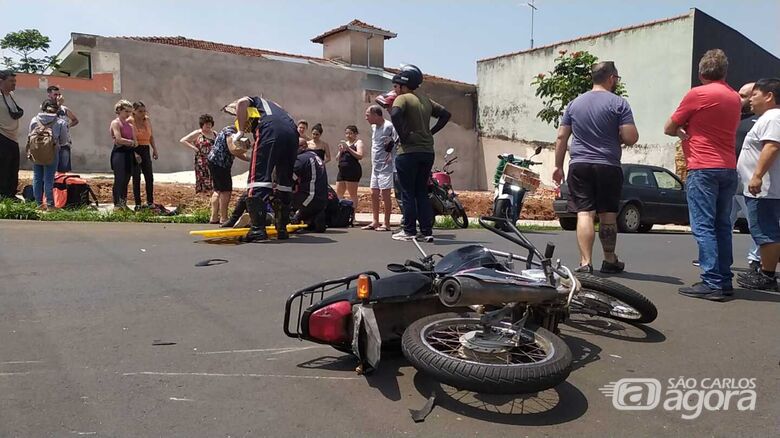 Movimentação no local da colisão - Crédito: Maycon Maximino