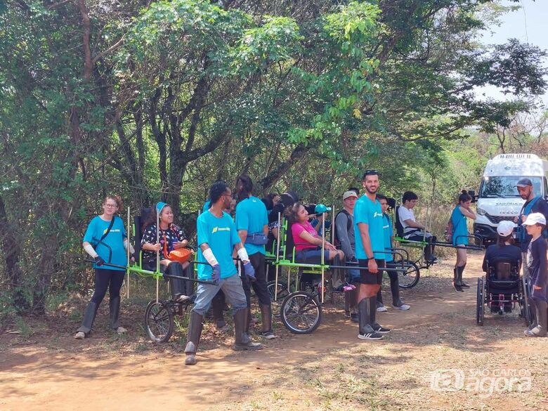Secretaria da Pessoa com Deficiência apoia grupos com van e cadeiras de trilha no cerrado da UFSCar - Crédito: Divulgação