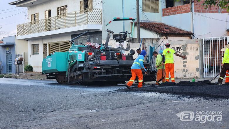 O serviço de recape também já foi realizado em outros bairros da região sul - Crédito: Divulgação