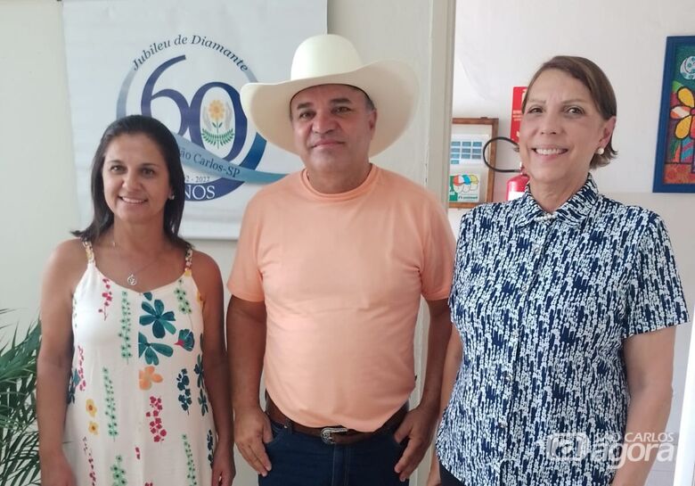 Emenda de R$ 300 mil conquistada pelo vereador Bira é recebida pela Apae São Carlos - Crédito: divulgação