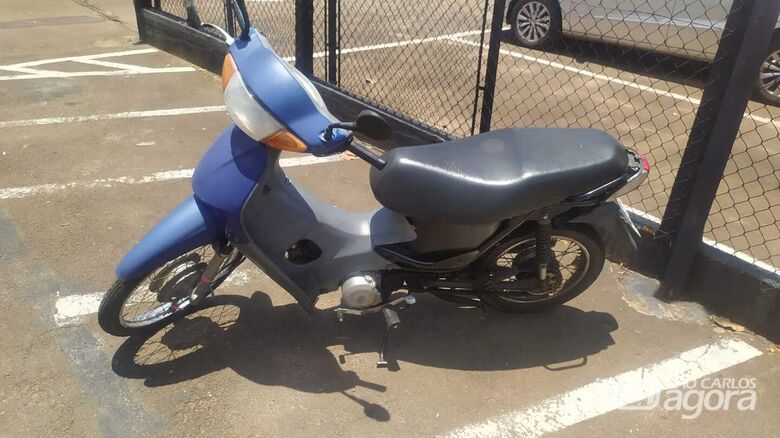 Moto furtada na Avenida Sallum, foi localizada no São Carlos 8 - Crédito: Maycon Maximino