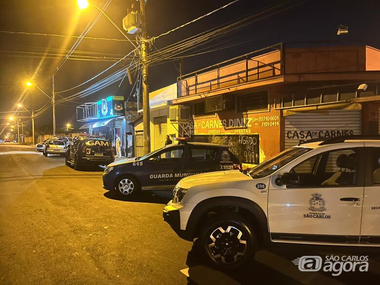 PM, GM, Fiscalização e Visam realizam operação "Moralização" -