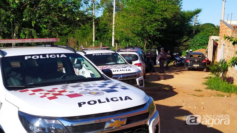 Procurado pela Justiça é morto em confronto com a PM na estrada Ibaté-Água Vermelha - Crédito: Maycon Maximino