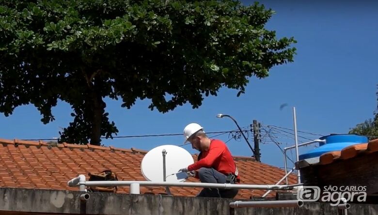 Mais de 1.000 famílias de São Carlos têm direito ao kit gratuito da parabólica digital - Crédito: Divulgação
