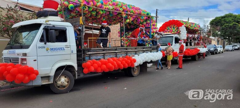 Caminhão da alegria fez a festa da garotada em São Carlos - Crédito: Divulgação
