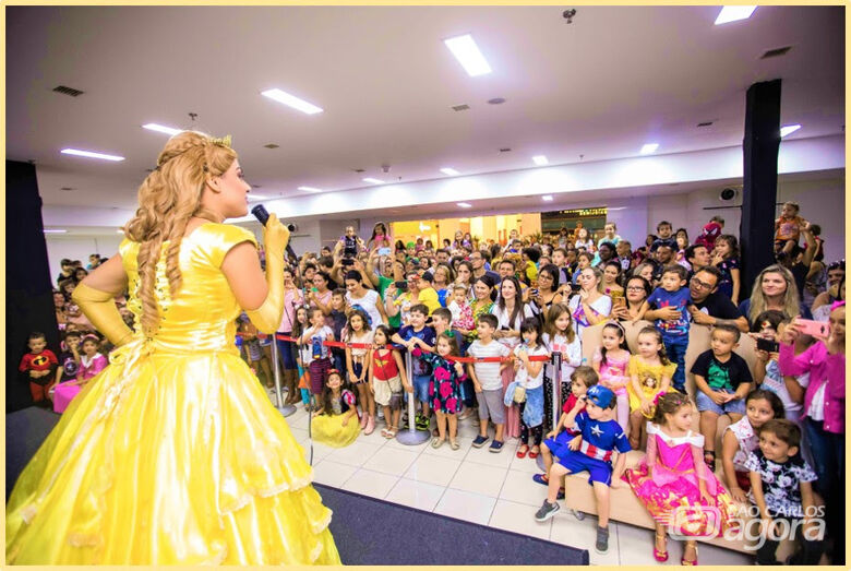 Férias: Iguatemi São Carlos tem oficinas infantis, contação de histórias e encontro de personagens em sua programação - 