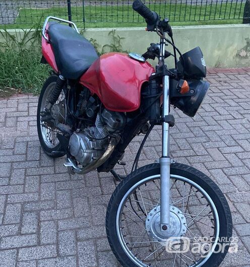 Moto furtada no Jardim Paulistano foi localizada no Jardim Cruzado - Crédito: Maycon Maximino