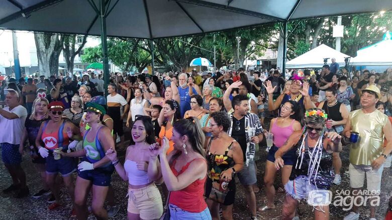 Confira a programação do último dia de Carnaval em São Carlos - 