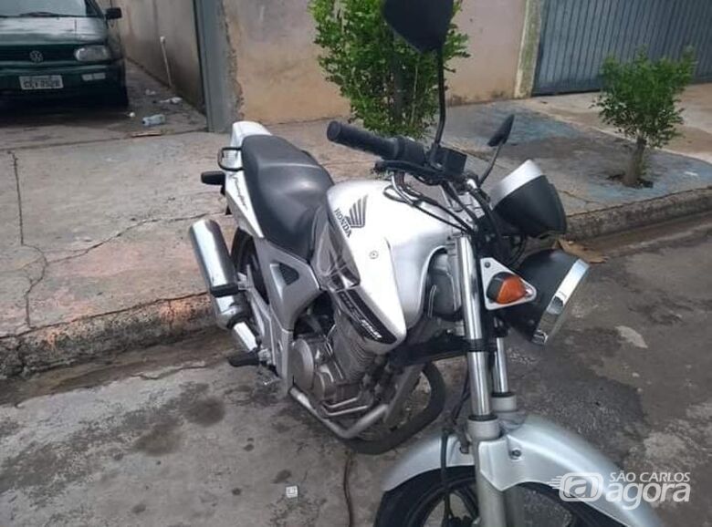 Motoboy pede ajuda para localizar moto furtada -