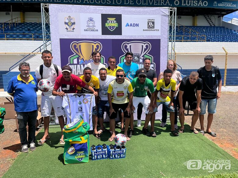 Abertura das atividades da Liga Desportiva foi marcada pela entrega de materiais esportivos às equipes filiadas - Crédito: Divulgação