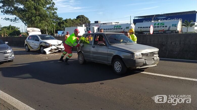 Mais um acidente aconteceu na manhã desta segunda na SP-310 - Crédito: Maycon Maximino