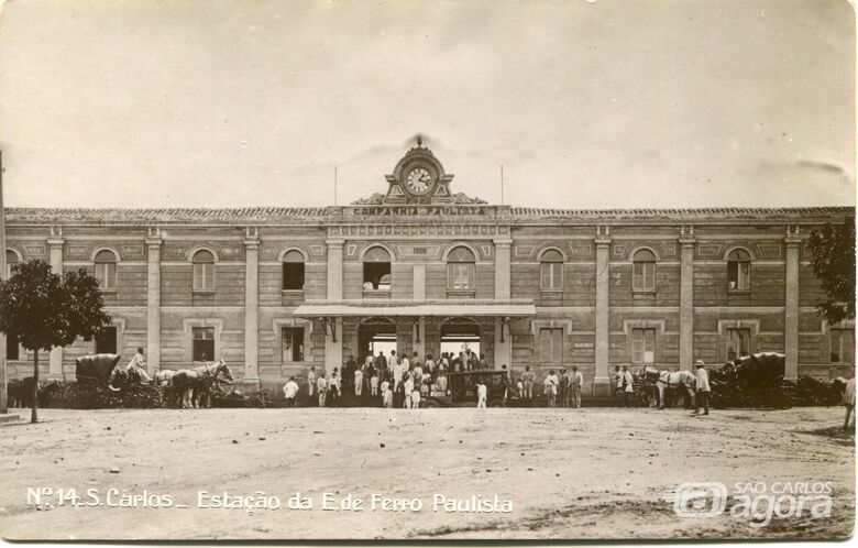 Uma foto marcante da história de São Carlos: a inauguração da estação ferroviária, atual sede da Fundação Pró-Memória - Crédito: 1908 a 1913-Coleção particular-Acervo APH-FPMSC