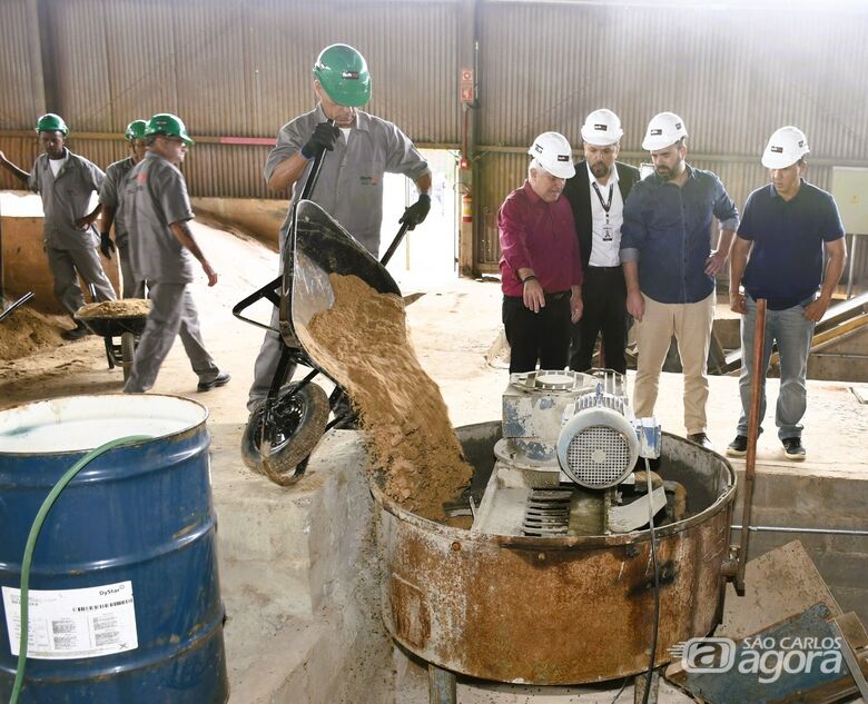 Prohab reinaugura fábrica de artefatos de cimento e usina de reciclagem de resíduos da construção civil - Crédito: Divulgação