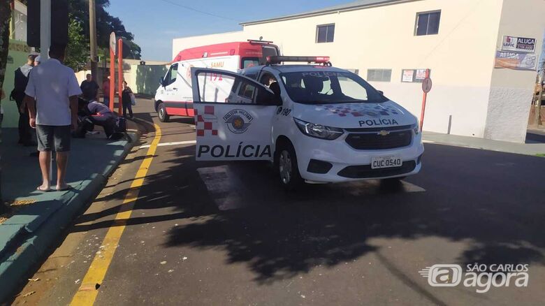 Idoso sofre mal súbito e morre na calçada na Vila Costa do Sol - Crédito: Maycon Maximino