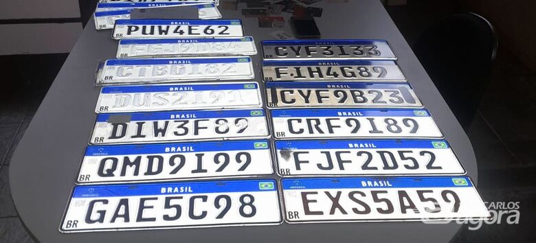Placas apreendidas pela DIG irão passar por perícia - Crédito: colaborador