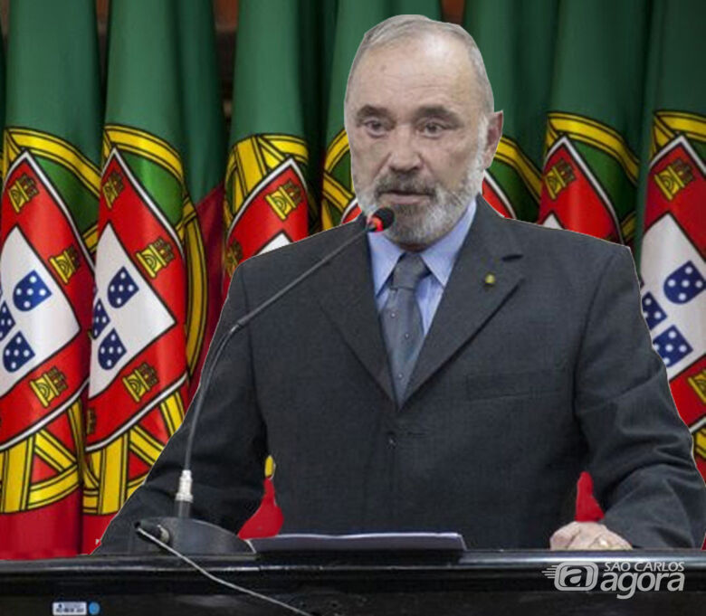 Em Sessão Solene no dia 25 de abril - Câmara Municipal de São Carlos evoca a “Revolução dos Cravos” (Portugal) - 