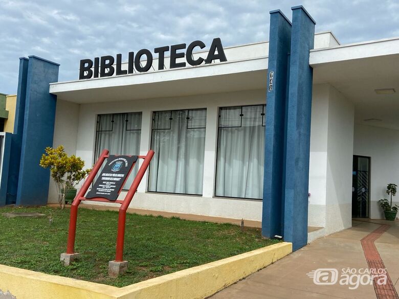 Biblioteca de Ibaté recebe a contadora de histórias Rita Cândido -
