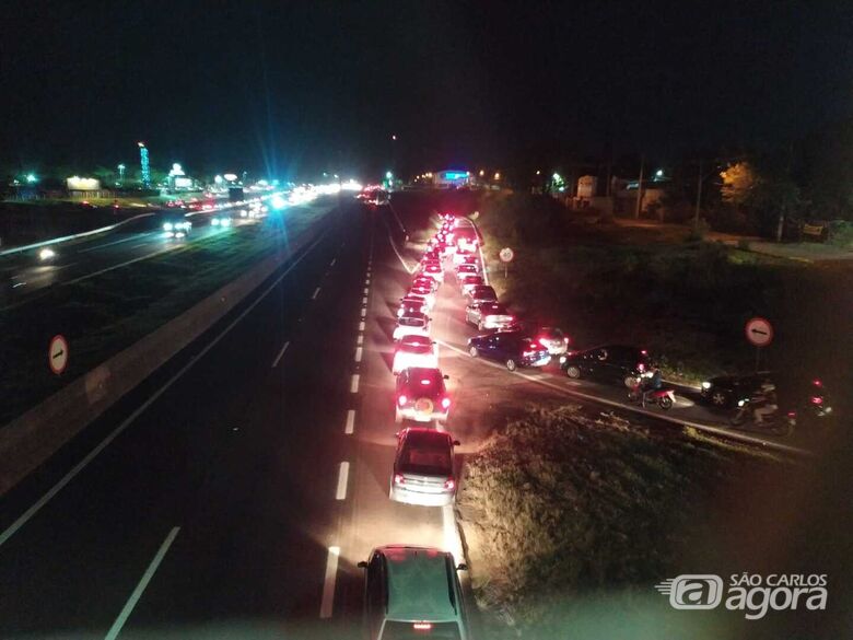 Trânsito congestionado devido a inauguração - Crédito: Maycon Maximino