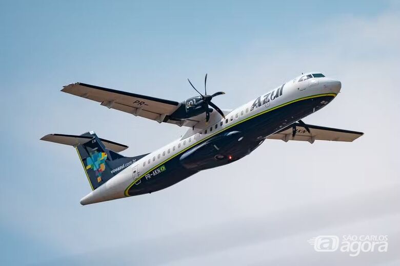 Turbo hélica ATR 72-600 com capacidade para 70 passageiros será utilizado nos voos entre Araraquare e Campinas - Crédito: divulgação/Azul
