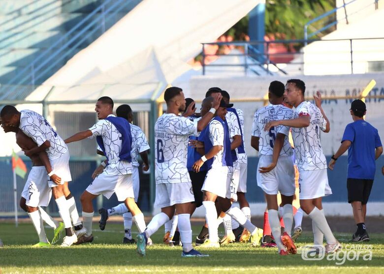 No Luisão, a Águia fez bela apresentação e conquistou a primeira vitória na Bezinha - Crédito: Delma Gonçalves