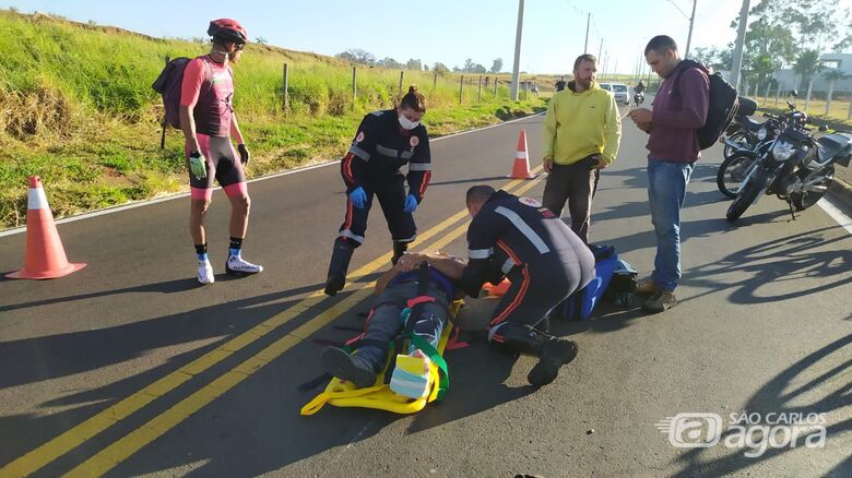Motociclista foi socorrido pelo Samu à Santa Casa - Crédito: Maycon Maximino