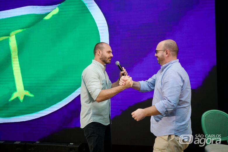 "Seremos voluntários do Netto", diz deputado Eduardo Bolsonaro - Crédito: divulgação