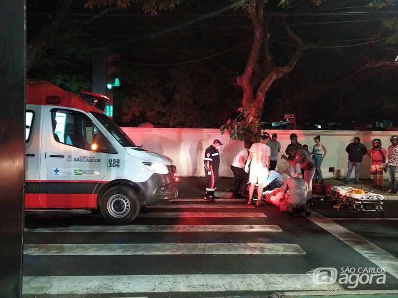 Vítimas foram socorridas pelo Samu e Bombeiros - Crédito: Maycon Maximino