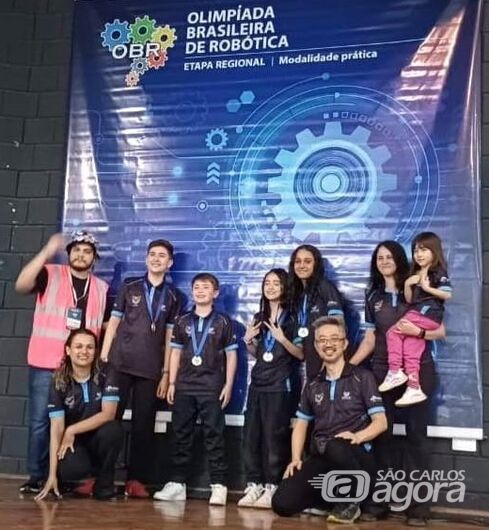 Roselei congratula equipe GROK de Robótica pelo primeiro lugar na 9ª etapa da OBR 2024 - 