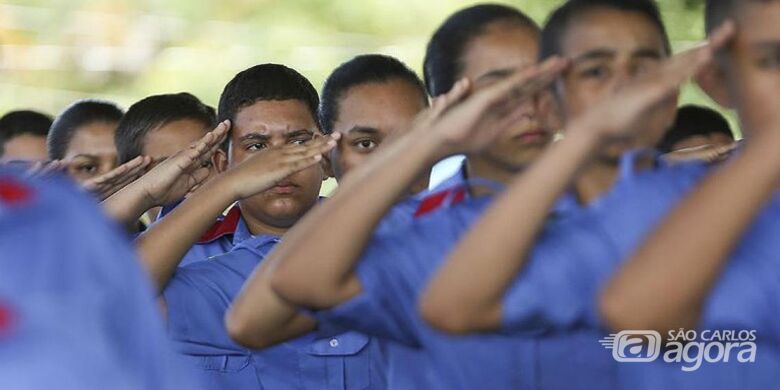 Alunos de escola civico-militar - Crédito: Foto: Marcelo Camargo/Agência Brasil