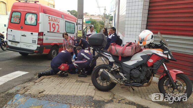 Idoso é atropelado por carro no Centro  - Crédito: Maycon Maximino 