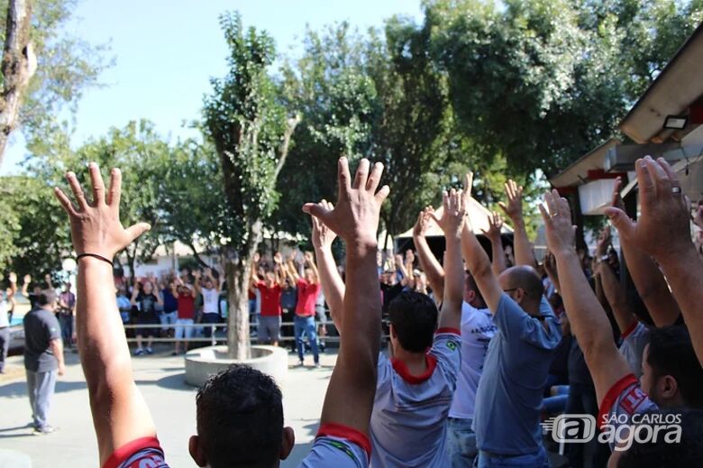 Trabalhadores da Tecumseh aprovam aviso de greve em São Carlos - Crédito: divulgação