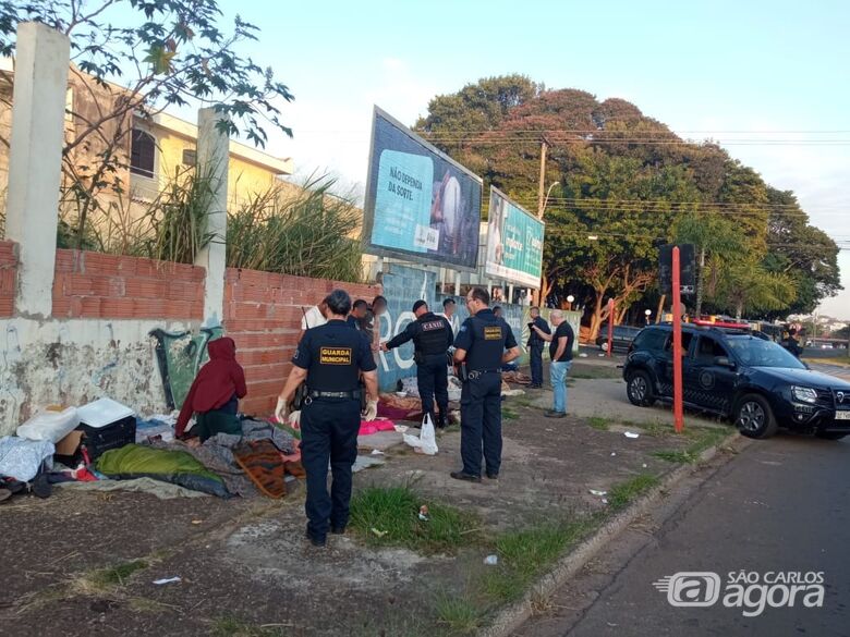 Prefeitura realiza limpeza em locais utilizados por moradores em situação de rua - Crédito: divulgação