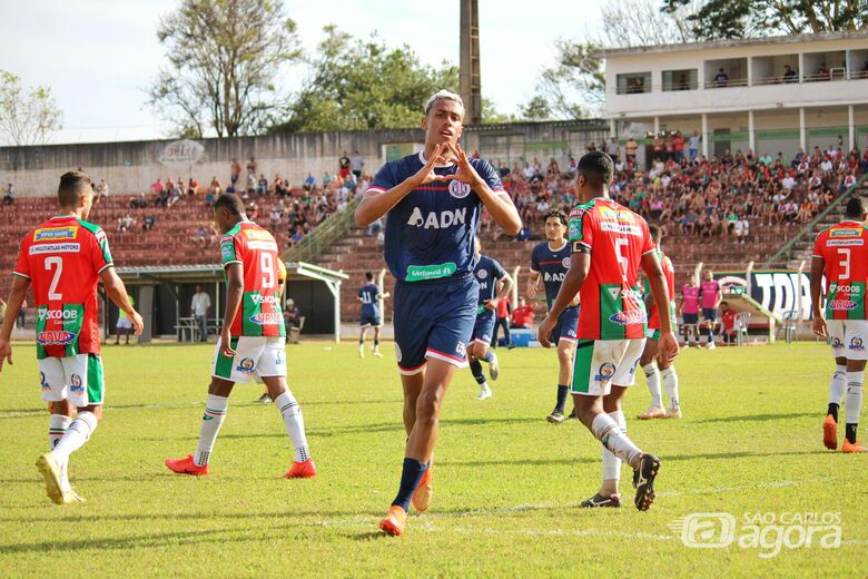 Ferreira fez o gol que deu a vitória ao Grêmio em Taquaritinga - Crédito: Fernando Zanderin Junior